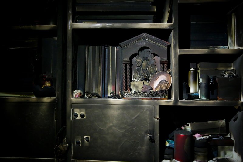 Τρομακτικές και απόκοσμες εικόνες από τα καμένα σπίτια στο Μάτι [εικόνες] | iefimerida.gr 7