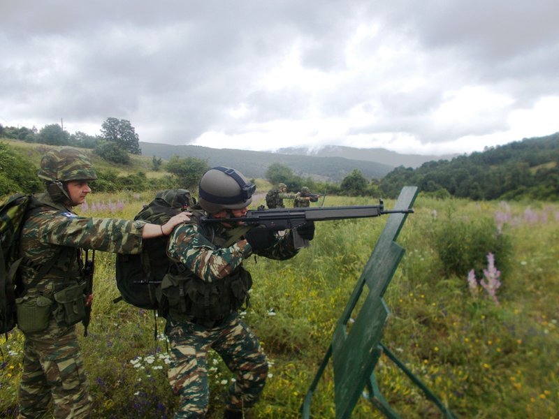 Πάνοπλοι «ράμπο» του ελληνικού στρατού σε ασκήσεις κοντά στη μεθόριο Ελλάδας-ΠΓΔΜ [εικόνες] | iefimerida.gr 20