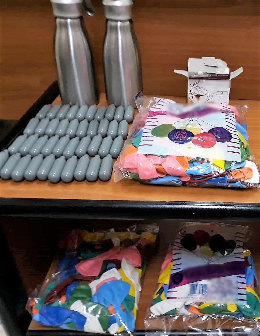 Ο 41χρονος στη Ζάκυνθο είχε 68 αμπούλες αερίου και 300 μπαλόνια