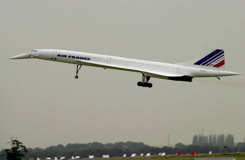 Η συντριβή του φλεγόμενου Κονκόρντ στο Παρίσι -Η αρχή του τέλους για το υπερηχητικό θηρίο [εικόνες & βίντεο] | iefimerida.gr 6