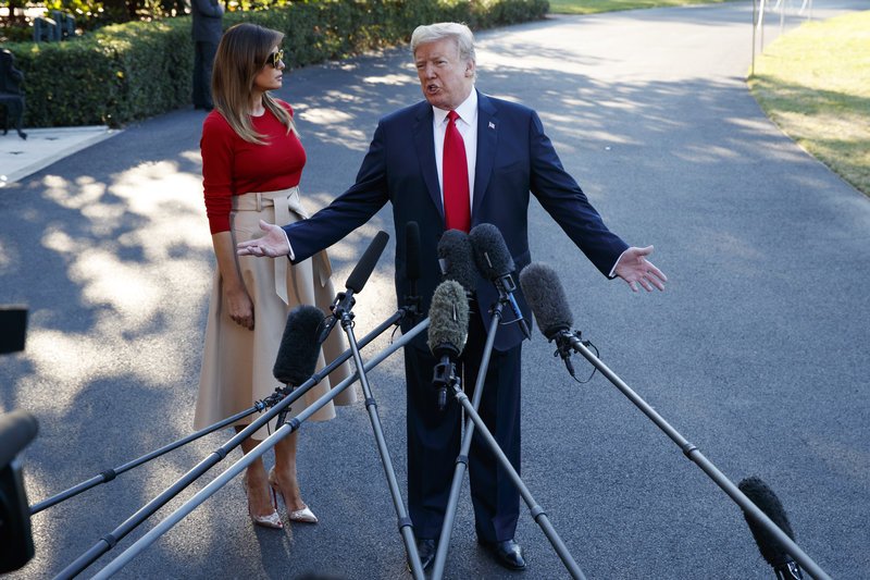 Η Μελάνια Τραμπ ντυμένη σαν original Αμερικανίδα ταξιδεύει για Ευρώπη [εικόνες] | iefimerida.gr 4