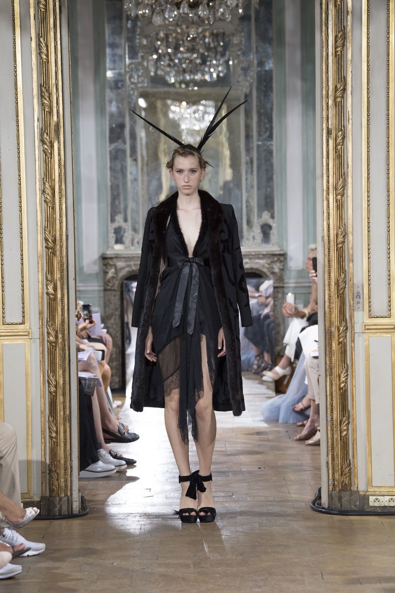 Η νέα συλλογή της Σίλιας Κριθαριώτη είναι ένας ύμνος στη γυναίκα -Αφιερωμένη στη μητέρα της [εικόνες] | iefimerida.gr 2