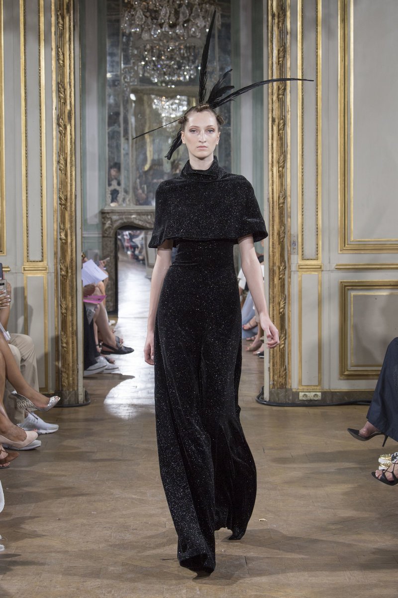 Η νέα συλλογή της Σίλιας Κριθαριώτη είναι ένας ύμνος στη γυναίκα -Αφιερωμένη στη μητέρα της [εικόνες] | iefimerida.gr 13