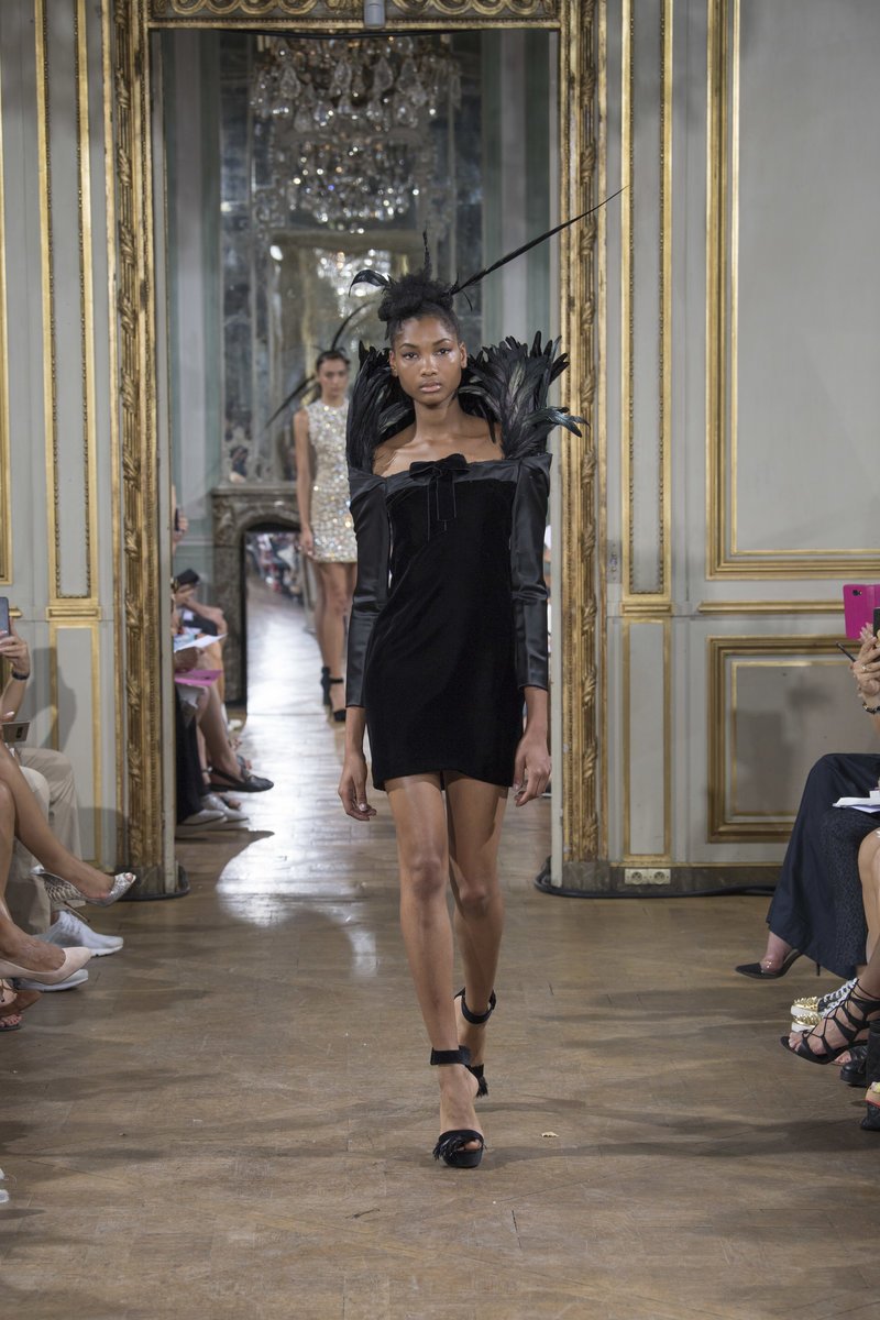 Η νέα συλλογή της Σίλιας Κριθαριώτη είναι ένας ύμνος στη γυναίκα -Αφιερωμένη στη μητέρα της [εικόνες] | iefimerida.gr 10