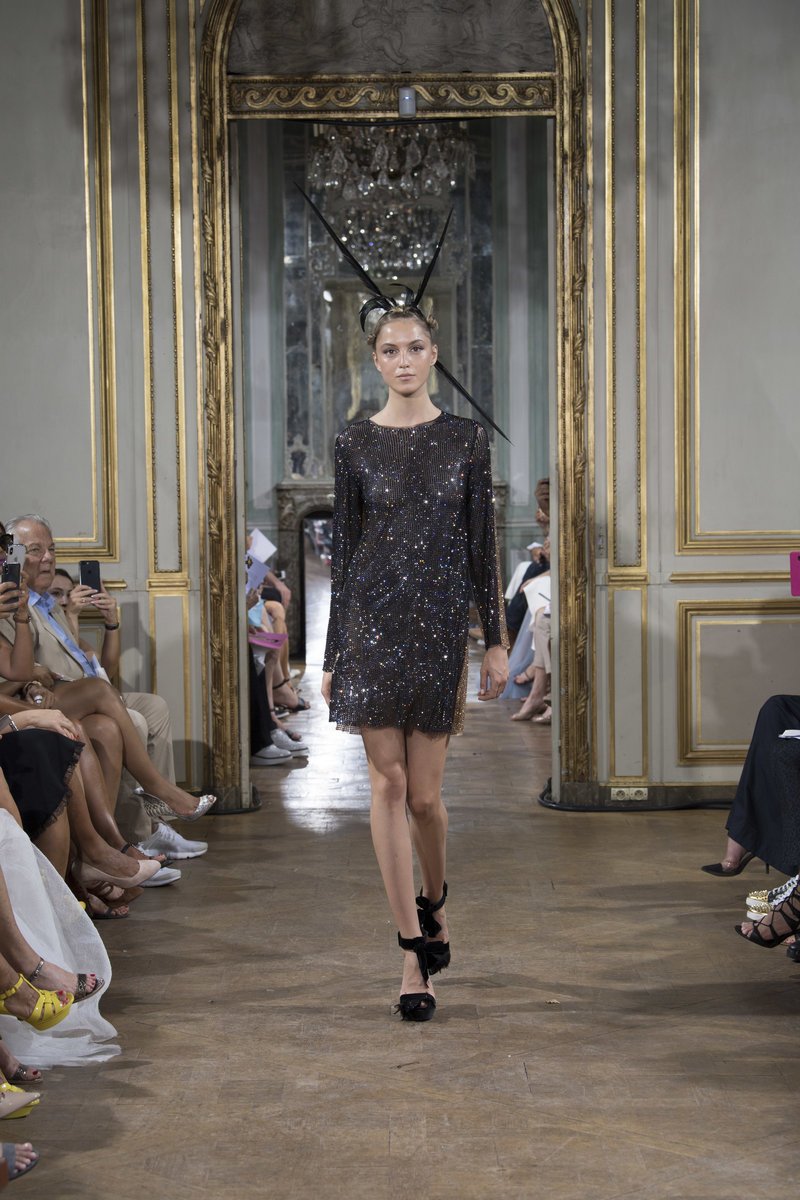 Η νέα συλλογή της Σίλιας Κριθαριώτη είναι ένας ύμνος στη γυναίκα -Αφιερωμένη στη μητέρα της [εικόνες] | iefimerida.gr 1