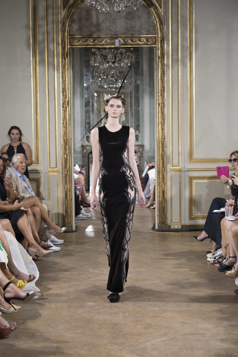 Η νέα συλλογή της Σίλιας Κριθαριώτη είναι ένας ύμνος στη γυναίκα -Αφιερωμένη στη μητέρα της [εικόνες] | iefimerida.gr 9