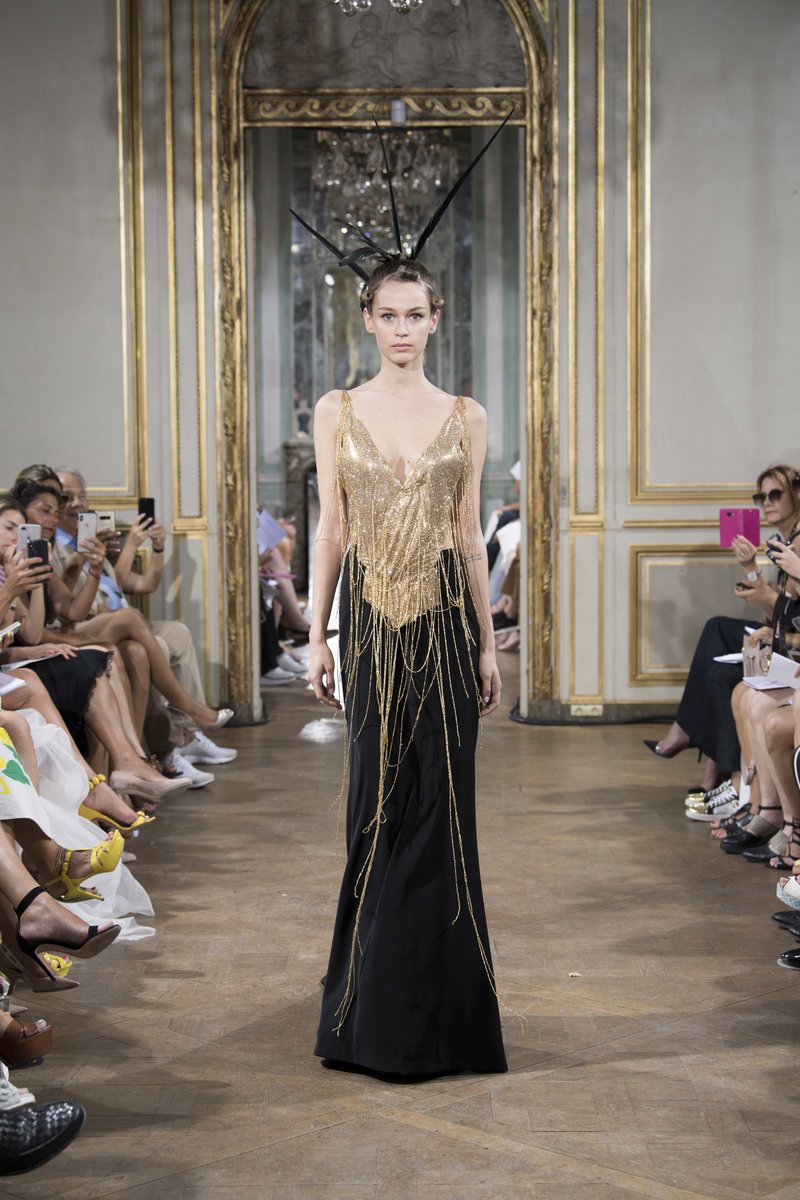 Η νέα συλλογή της Σίλιας Κριθαριώτη είναι ένας ύμνος στη γυναίκα -Αφιερωμένη στη μητέρα της [εικόνες] | iefimerida.gr 12