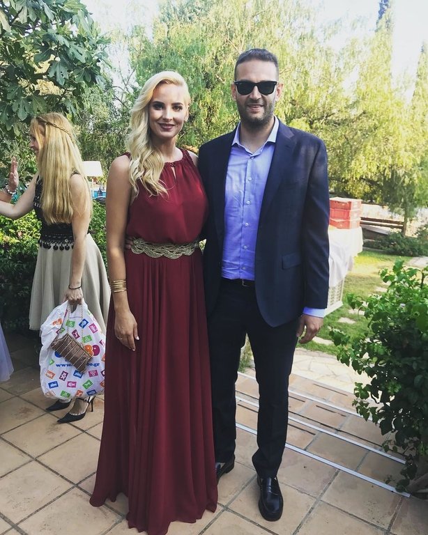 Παντρεύτηκε η Κλέλια Πανταζή -Νύφη στα ροζ [εικόνες] | iefimerida.gr 2