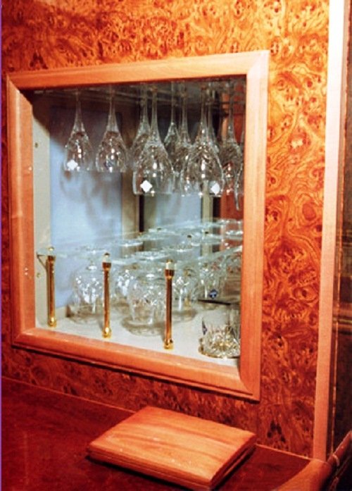 Ποιο Air Force One; Ο Πούτιν έχει ιπτάμενο παλάτι, με χρυσές ντουζιέρες [εικόνες]  | iefimerida.gr 7