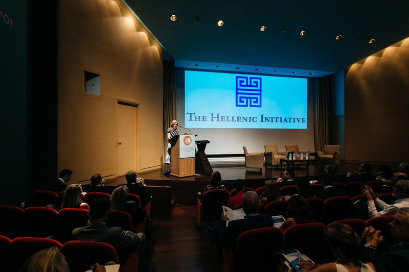 Η Μαριάννα Β. Βαρδινογιάννη κατά τη διάρκεια της ομιλίας της στο 1o Diaspora Summit που διοργάνωσε το THI