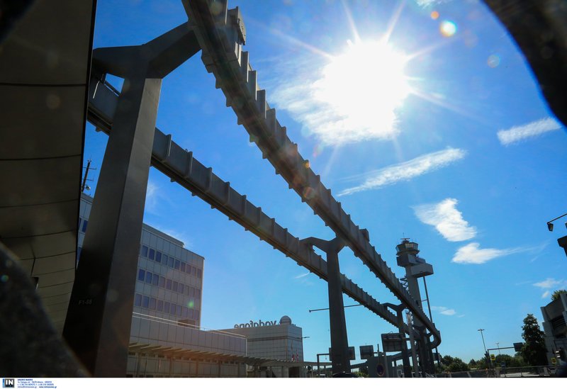 Το εναέριο τρένο από το μέλλον στο Ντίσελντορφ -Εκεί οι επιβάτες «πετάνε» [εικόνες] | iefimerida.gr 6