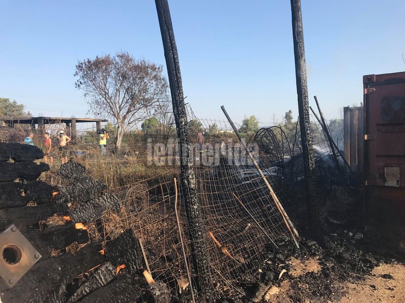 Υπό έλεγχο η φωτιά στον Γέρακα [εικόνες] | iefimerida.gr 3