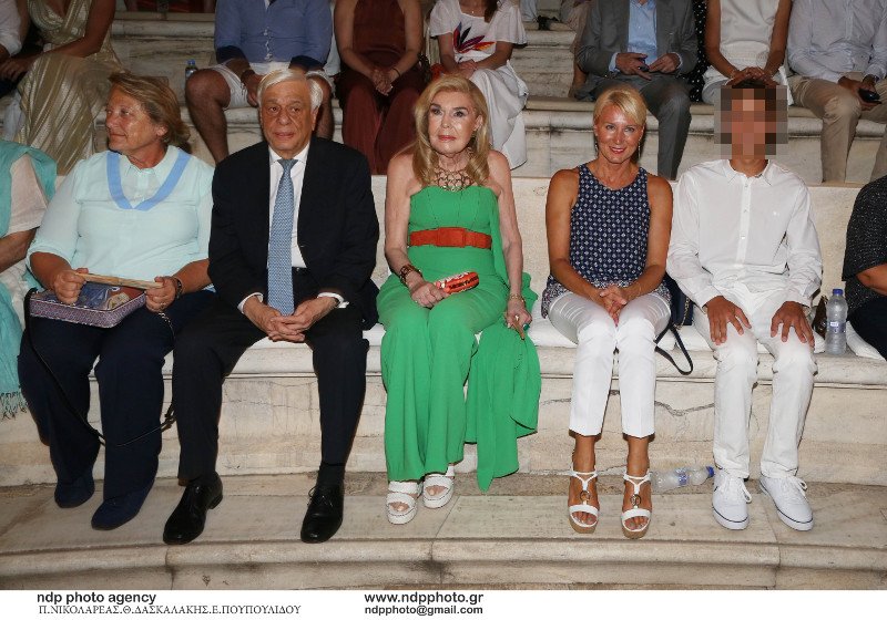 Βλασία Παυλοπούλου, Προκόπης Παυλόπουλος, Μαριάννα Βαρδινογιάννη, Νατάσα Παζαΐτη, Αλέξανδρος Καραμανλής