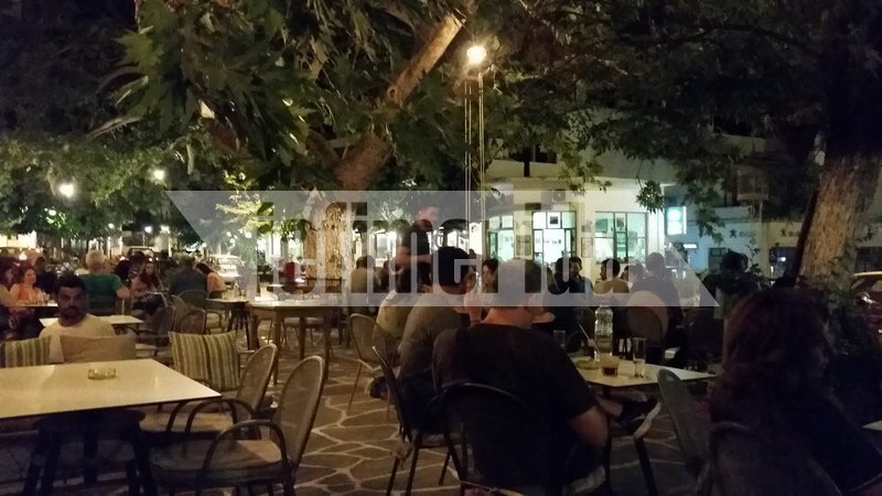 Η πλατεία στο Φιλώτη πάντα μαζεύει κόσμο