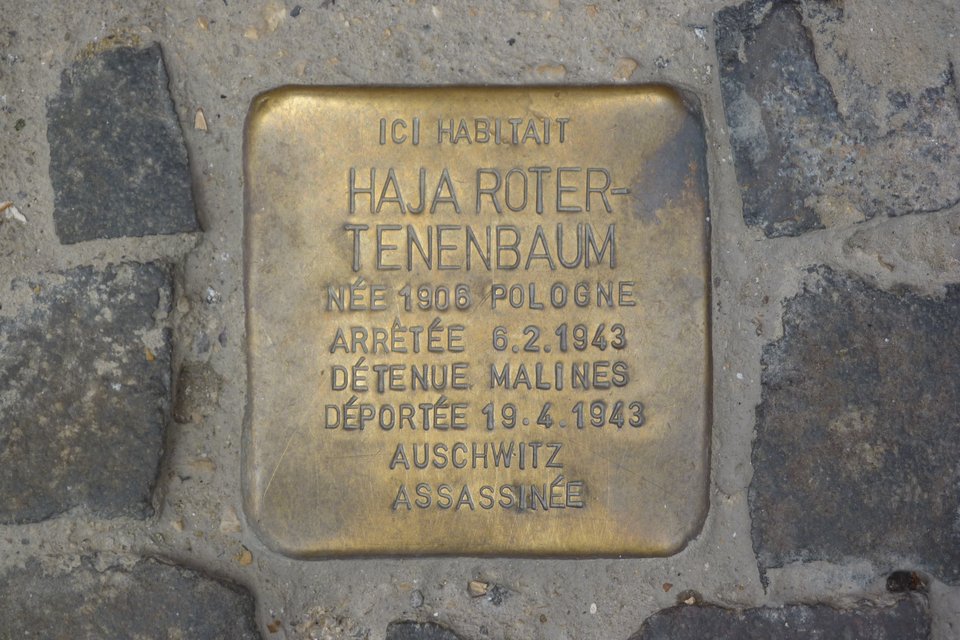 Πέτρες μνήμης -Χτίζουν στο πεζοδρόμιο τα ονόματα Εβραίων που σκότωσαν οι Ναζί [εικόνες] | iefimerida.gr 6