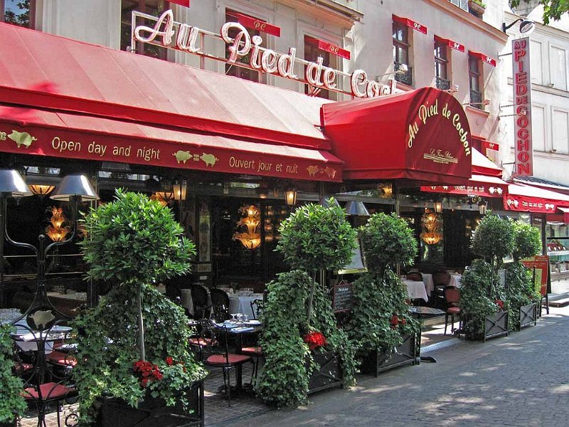 Σε ένα από τα ωραιότερα μπιστρό του Παρισιού σερβίρουν γουρουνοπόδαρο -Χαλασμός κόσμου [εικόνες] | iefimerida.gr 5