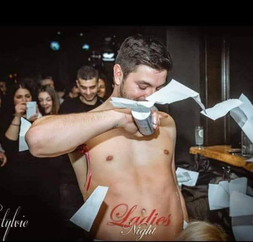 Power of Love: Αποκάλυψη για τον Πάνο Ζάρλα -Ηταν σέξι χορευτής σε Ladies Nights; [εικόνες] | iefimerida.gr 0