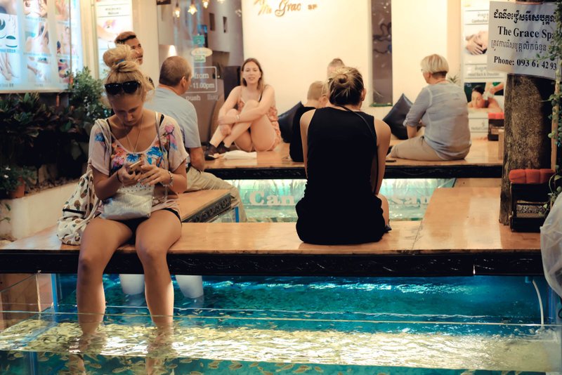 20χρονη έχασε όλα τα νύχια των ποδιών της μετά από σπα με ψάρια -Γιατί είναι επικίνδυνο [εικόνες] | iefimerida.gr 0