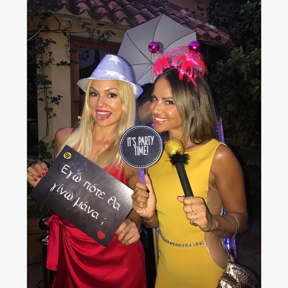 Παντρεύτηκε η Κλέλια Πανταζή -Νύφη στα ροζ [εικόνες] | iefimerida.gr 3