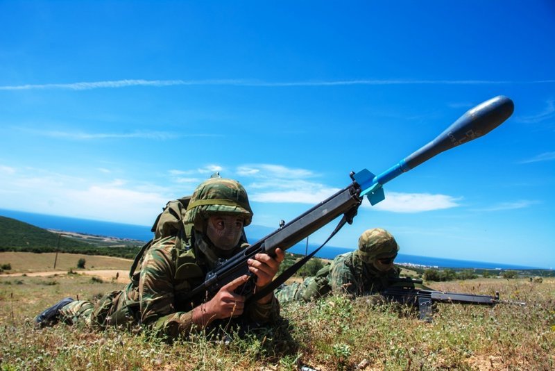 Επίδειξη δύναμης και υπεροχής -Ο ελληνικός στρατός σαν να ήταν σε πεδίο μάχης [εικόνες] | iefimerida.gr 11