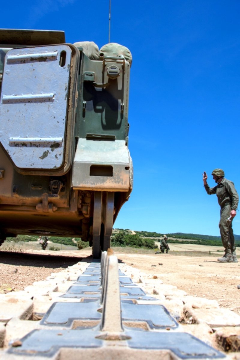 Επίδειξη δύναμης και υπεροχής -Ο ελληνικός στρατός σαν να ήταν σε πεδίο μάχης [εικόνες] | iefimerida.gr 10