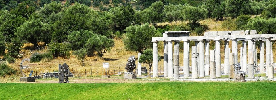 Εστησαν θεόρατα γλυπτά Ζογγολόπουλου, Χουλιάρα, στον αρχαιολογικό χώρο της Μεσσήνης [εικόνες]   | iefimerida.gr 7
