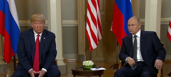 Aρχισε η σύνοδος Τραμπ-Πούτιν -Σφιχτά χαμόγελα, χειραψία εξπρές 3 δευτερολέπτων [εικόνες] | iefimerida.gr 0