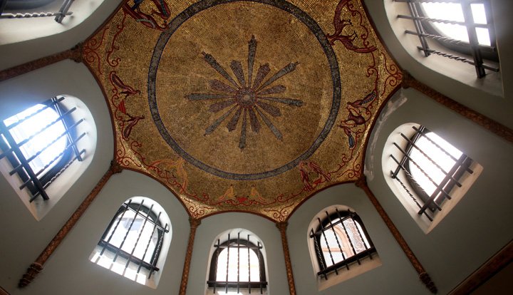 Αυτό ήταν το σπίτι του Τσίλερ στα Εξάρχεια -Του 1885 με γύψινα ανάγλυφα [εικόνες] | iefimerida.gr 2