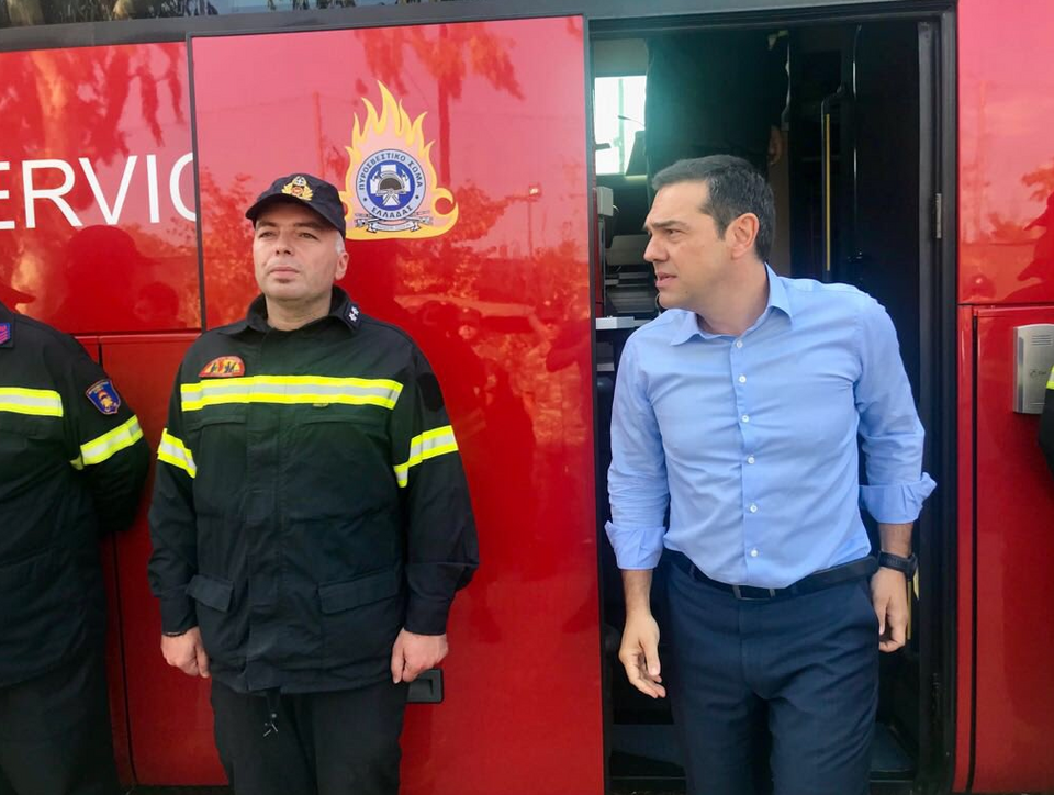 Ο Τσίπρας πήγε στο Μάτι -Πώς περιγράφει ο ίδιος την επίσκεψη [εικόνες] | iefimerida.gr 0