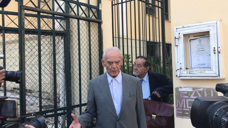 Τσοχατζόπουλος: Δεν έχω ιδέα για τις μίζες της Ελβετίας [εικόνες & βίντεο] | iefimerida.gr 3