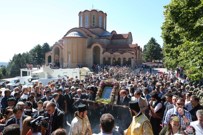 Πλήθος πιστών συρρέει κάθε χρόνο