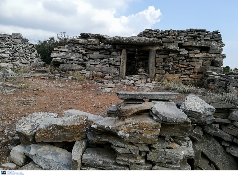 Το Δρακόσπιτο στα Στύρα χρονολογείται στα τέλη του 4ου αι. π.Χ