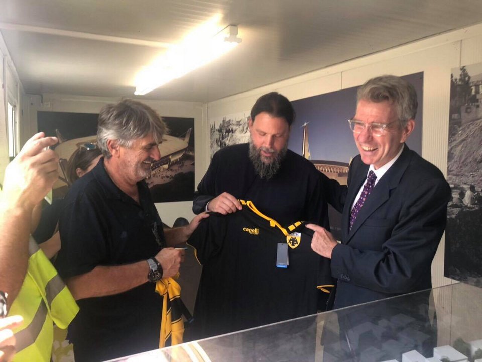 ΑΕΚ: Ο Πρέσβης των ΗΠΑ στα έργα για την «Αγιά Σοφιά» [εικόνες] | iefimerida.gr 3