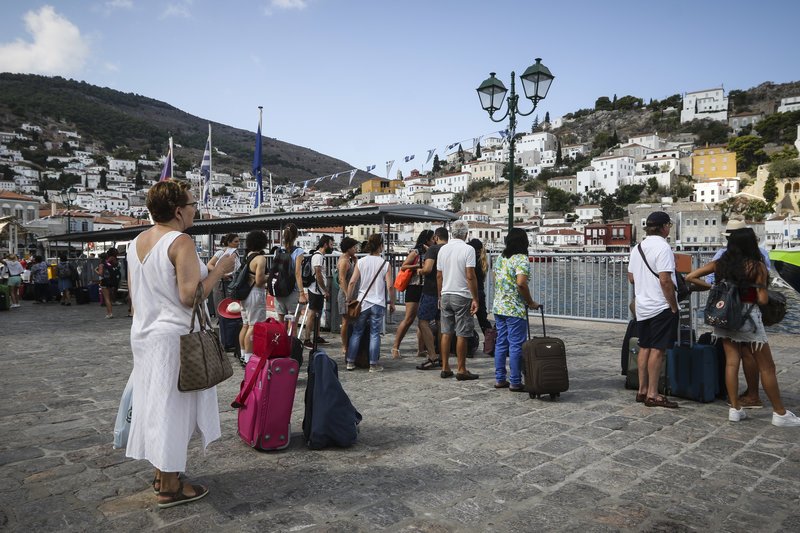 Περιμένοντας το καταμαράν