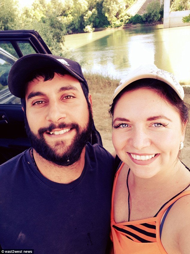 Ελληνας πλοίαρχος έσωσε ζευγάρι που επί 4 ημέρες πάλευε με τα κύματα στη Μαύρη Θάλασσα -Ηταν σε φουσκωτή βάρκα! [εικόνες] | iefimerida.gr 5