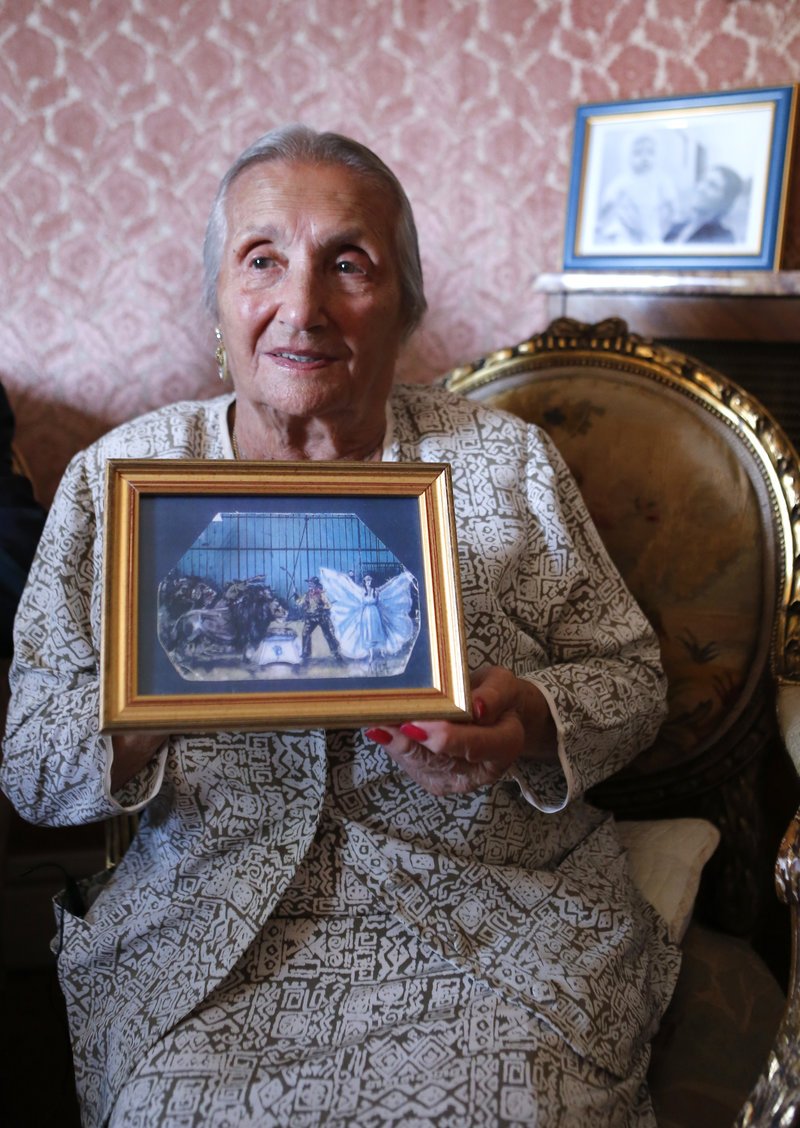 Πέθανε στα 107 της η υπεραιωνόβια βασίλισσα του τσίρκου | iefimerida.gr 0