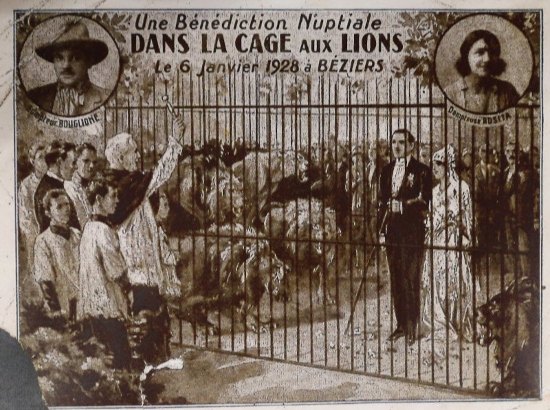 O γάμος, σε ένα κλουβί με λιοντάρια, 1928. (Φωτογραφία: AP)