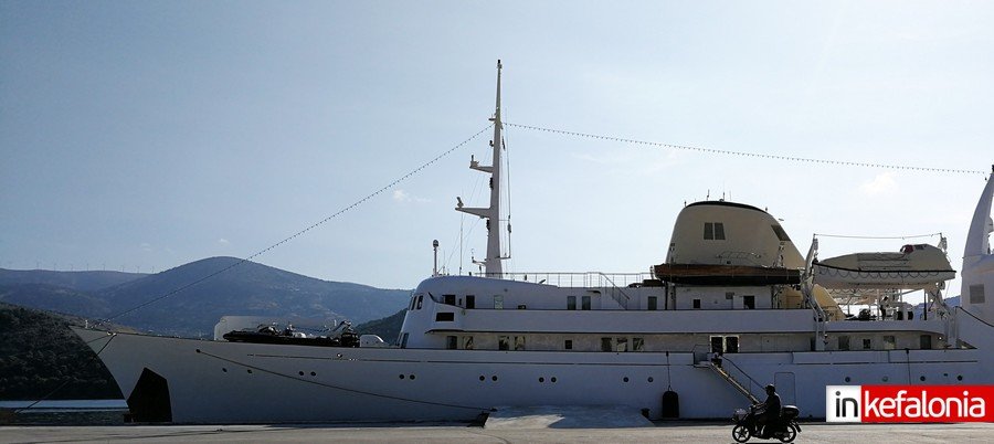 Στο Αργοστόλι η θρυλική θαλαμηγός Christina O του Ωνάση [εικόνες]   | iefimerida.gr 4
