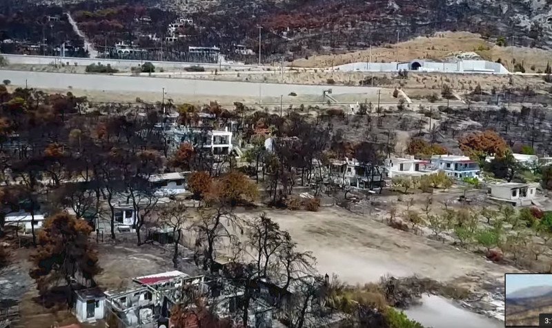 Αποκαρδιωτικό: Ετσι είναι σήμερα η Κινέτα, μετά την πυρκαγιά- Ενα μαύρο τοπίο [βίντεο] | iefimerida.gr 1