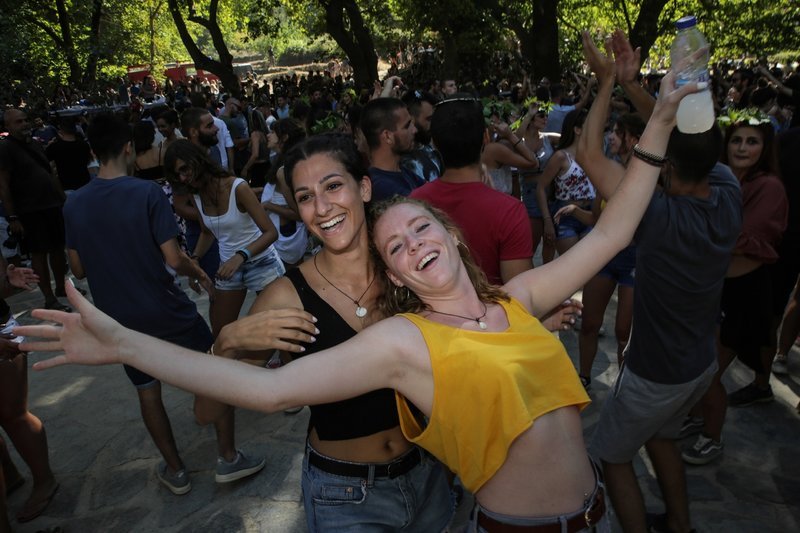 Εκτόνωση και χορός