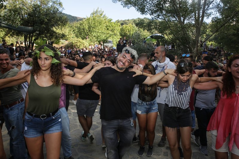 Απαραίτητο συστατικό είναι μόνο το κέφι για το πανηγύρι