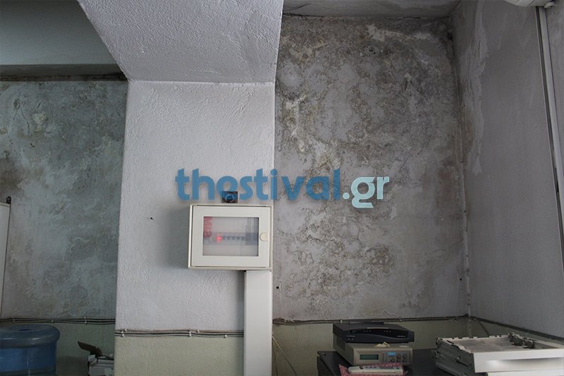 Από το 1996 το κτίριο έχει κριθεί ακατάλληλο