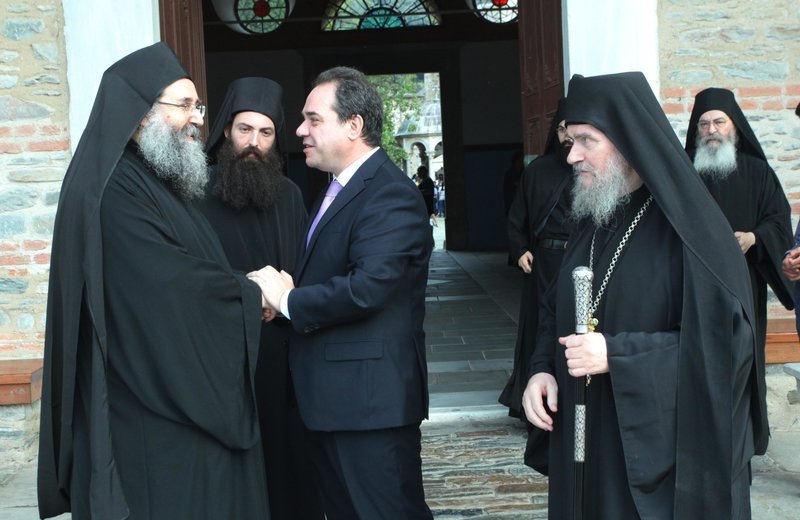 Ο διοικητής του Αγ. Ορους στην Ι. Μονή Ιβήρων για την Κοίμηση της Θεοτόκου [εικόνες] | iefimerida.gr 1