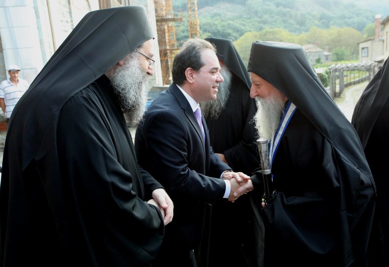 Ο διοικητής του Αγ. Ορους στην Ι. Μονή Ιβήρων για την Κοίμηση της Θεοτόκου [εικόνες] | iefimerida.gr 2