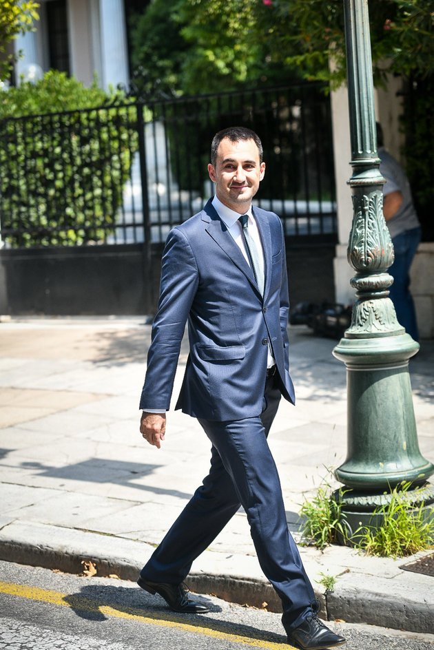 Ορκίστηκαν οι 19 νέοι υπουργοί -Αμήχανα χαμόγελα και υποσχέσεις [εικόνες] | iefimerida.gr 25