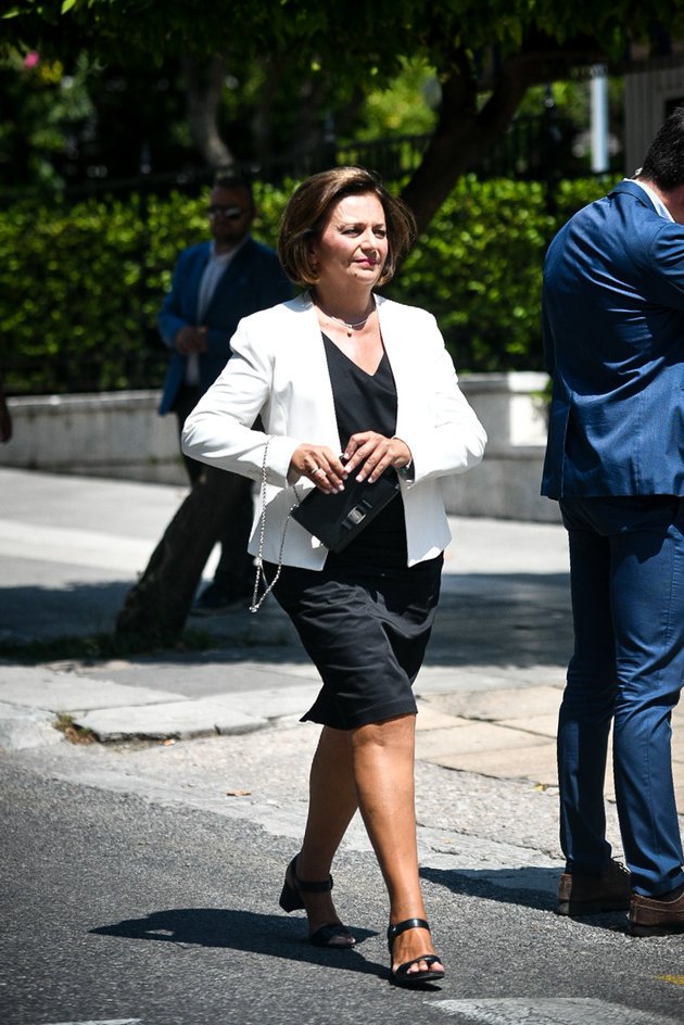 Ορκίστηκαν οι 19 νέοι υπουργοί -Αμήχανα χαμόγελα και υποσχέσεις [εικόνες] | iefimerida.gr 22