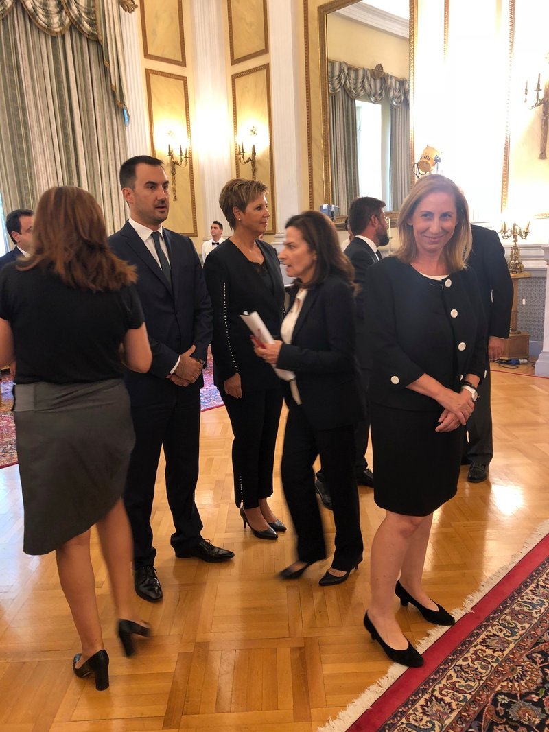 Ορκίστηκαν οι 19 νέοι υπουργοί -Αμήχανα χαμόγελα και υποσχέσεις [εικόνες] | iefimerida.gr 31