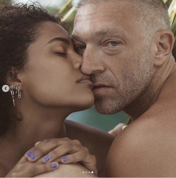 Η θεϊκή φωτογράφιση του Βενσάν Κασέλ με την 20άρα σύντροφό του -Πριν το γάμο [εικόνες] | iefimerida.gr 1