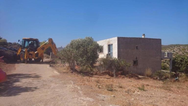 Αρχίζουν κατεδαφίσεις αυθαιρέτων -22 σπίτια σε τρεις περιοχές της Αττικής | iefimerida.gr 2