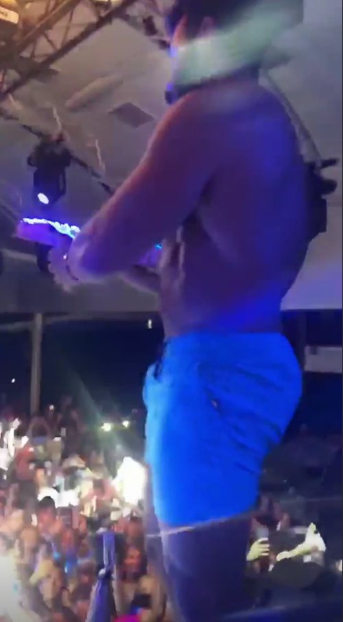 Ο «βασιλιάς του Ιnstagram» τα σπάει στη Μύκονο -Ξέφρενα πάρτι και όμορφες παρουσίες [εικόνες] | iefimerida.gr 0